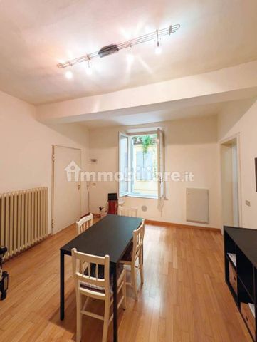 Trilocale buono stato, primo piano, Centro Storico, Modena - Photo 3