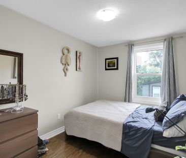 For Lease - 1250 Mcwatters Road Unit# 16, Parkway Park - Queensway ... - Photo 4