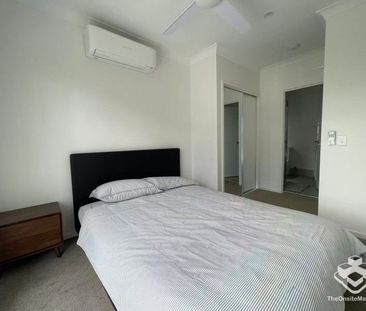 Brand-New Fully Furnished, All-Inclusive One-Bedroom Studio - Photo 4
