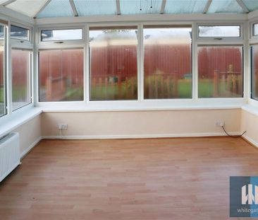 3 bedroom bungalow to rent - Photo 4
