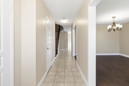 For Lease - 3201 Neyagawa Boulevard, Oakville, Ontario - Photo 2