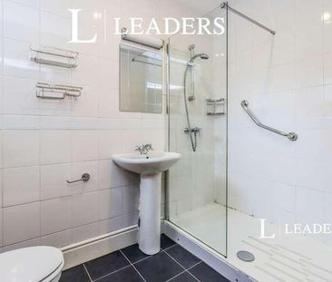 Dee Banks, Chester, CH3 - Photo 2