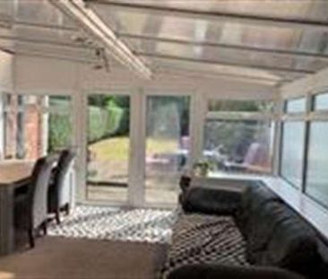 Bedroom Semi Detached House In Bournemouth, BH9 - Photo 5