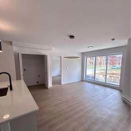 4 ½ Neuf 2 Chambres + 2 Salles De Bain - Photo 1