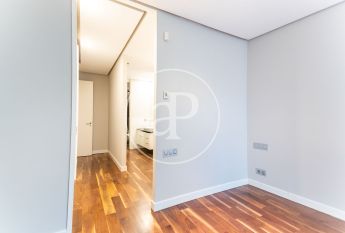 Flat for rent with Terrace in San Francesc (Valencia)