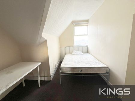 The Avenue, Southampton - Photo 3