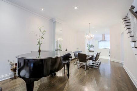 For Lease - 190 Bedford Road, Toronto, Ontario - Photo 2