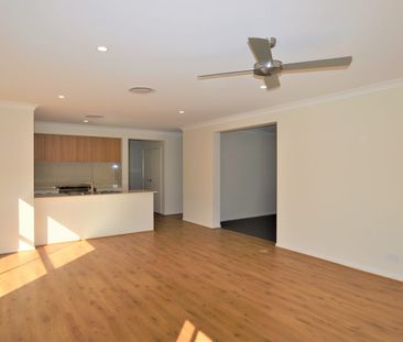 6 Rufous Circuit, Pallara, Qld 4110 - Photo 6