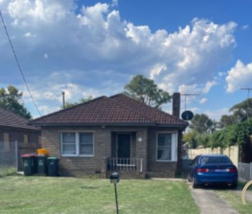 Family Comfort and Convenience in Prime Villawood Location! - Photo 6