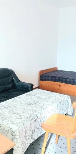 Garsoniera in zona Sagului - Fotografie 1