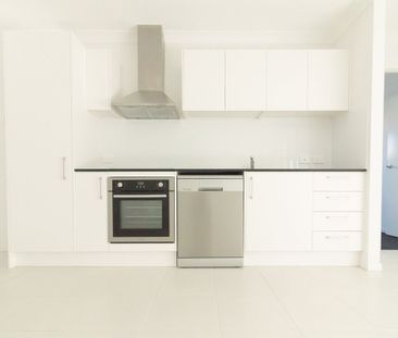 3 BEDROOM HOME - Photo 3