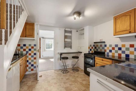 2 bedroom terraced house to rent - Photo 4