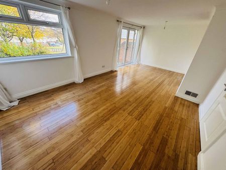 3 bedroom end of terrace house to rent - Photo 5