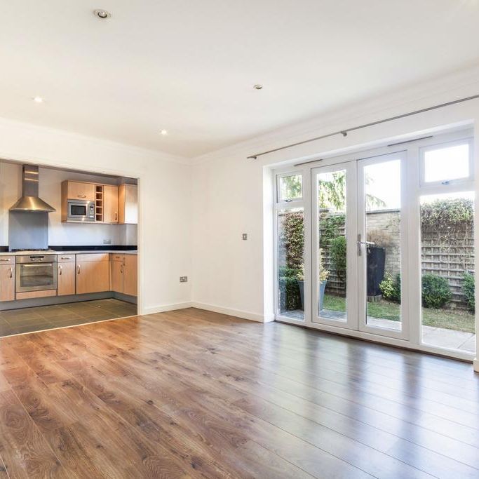 2 bedroom flat to rent - Photo 1