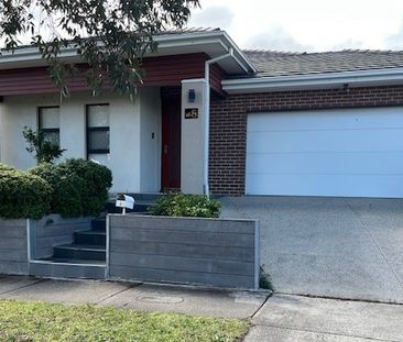 Modern Family Home at 8 Northfield Drive, Craigieburn - Photo 2