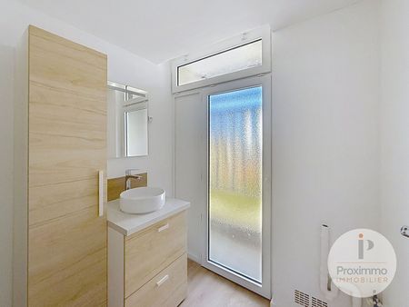 Location Appartement 4 pièces 82m² - Photo 4