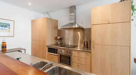 CBD living! - Photo 3