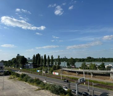 MARINA TOWER - Helle 2-Zimmer-Wohnung mit Balkon und überdachter Lo... - Foto 5