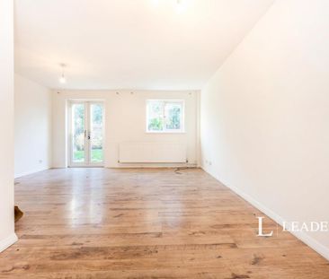 3 bedroom house to rent - Photo 3