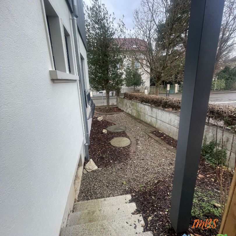 À louer : Appartement moderne de 3 pièces à Riedisheim - Photo 1