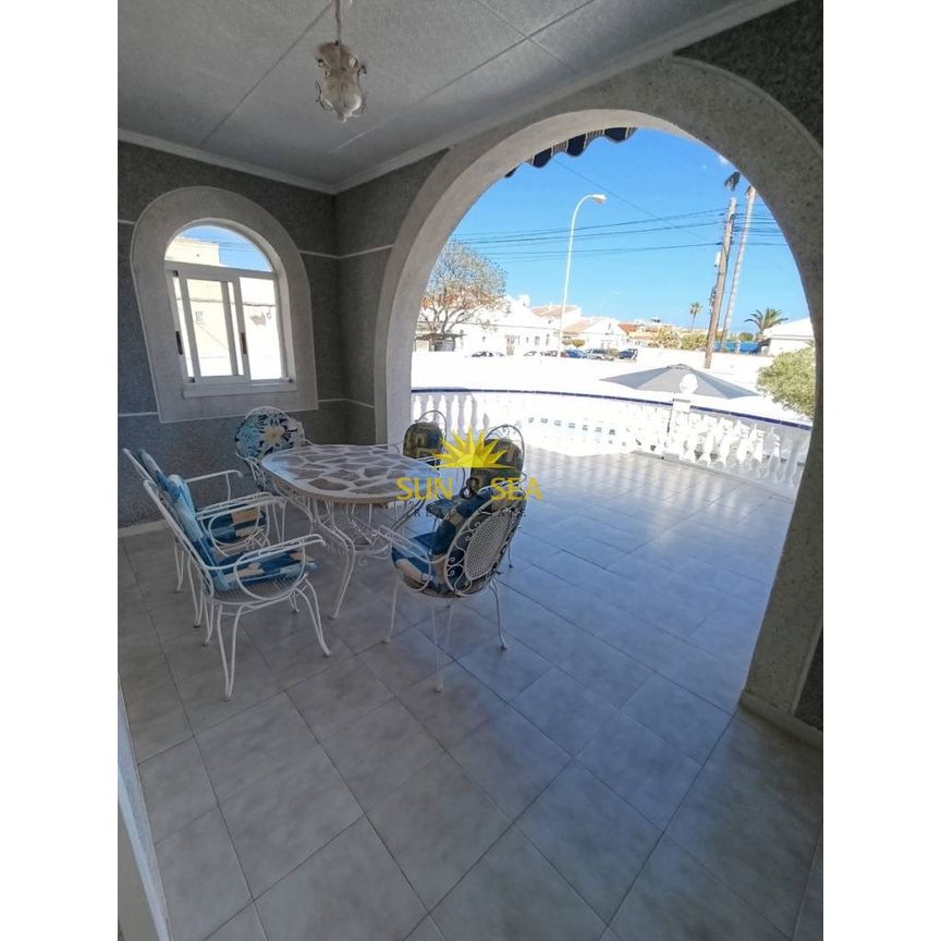 FOR RENT: DETACHED VILLA, 3 BEDROOMS AND 2 BATHROOMS IN TORREVIEJA - ALICANTE - Photo 1