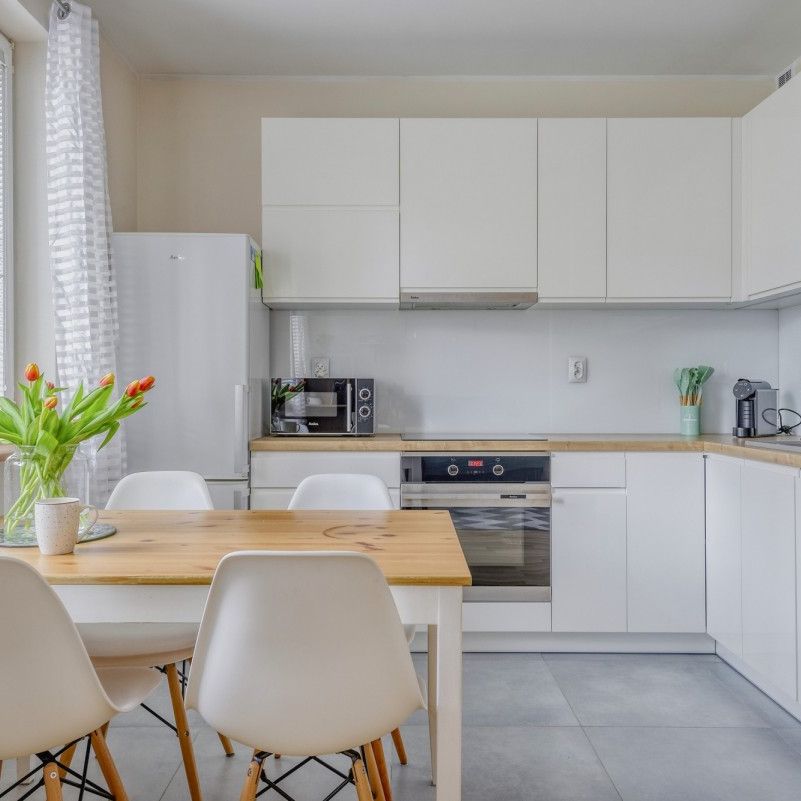 NA BIELANACH MIESZKANIE Z GARAŻEM NA WYNAJEM! - Zdjęcie 1