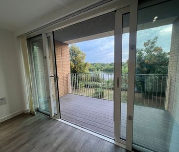 2 Bed Flat, Hawfinch House, NW9 - Photo 2