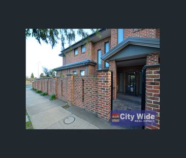 *****5 Star Accommodation- Modern ***FURNISHED*** Studio apartment ... - Photo 3