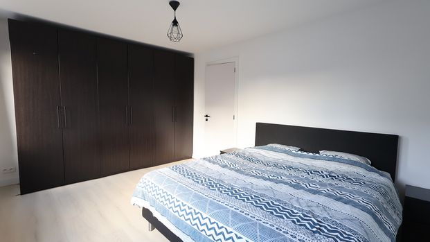 Gezellige en instapklare woning te huur nabij het centrum van Roeselare! - Foto 1