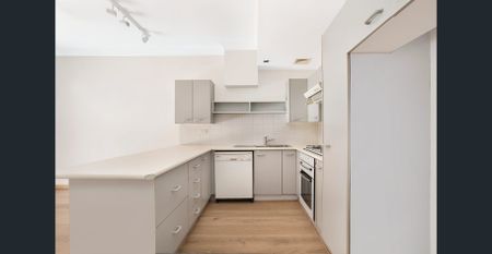 Great Family Home - Photo 5