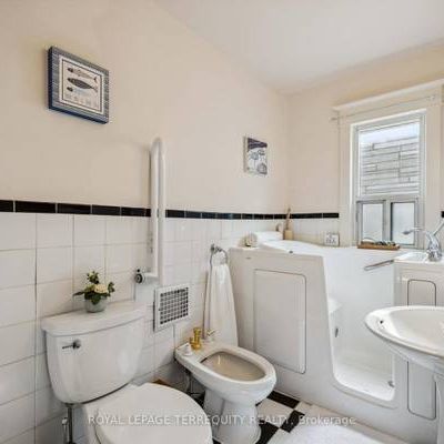 19 CURZON STREET Toronto (South Riverdale), Ontario M4M3B3 - Photo 4