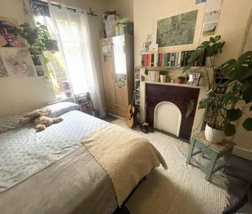 4 bedroom terraced house to rent - Photo 1