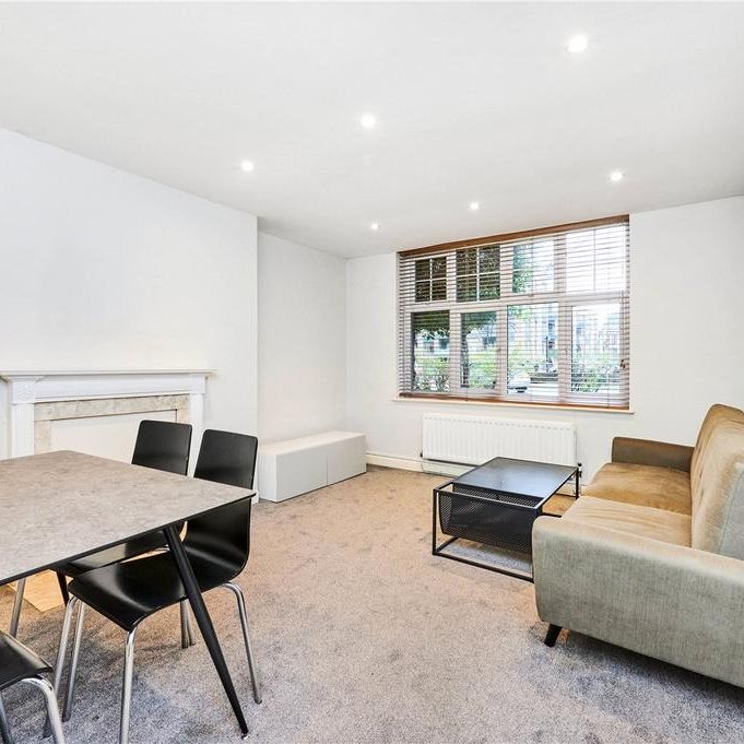 3 bedroom flat to rent - Photo 1