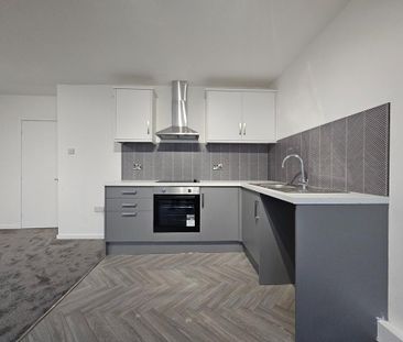 3 bedroom apartment to rent - Photo 6