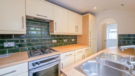 2 bedroom terraced house to rent - Photo 5