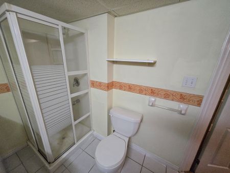 For Lease - 15 Twin Pines Crescent Unit# BSMT, Brampton, Ontario - Photo 2