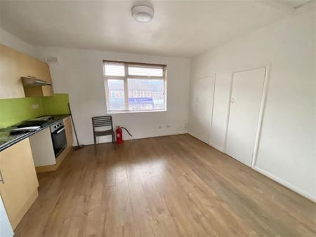 1 bedroom apartment to rent - Photo 2