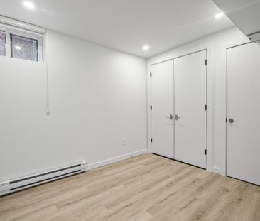 For Lease - 25 Chamberlain Avenue Unit# Lower, Toronto, Ontario - Photo 1