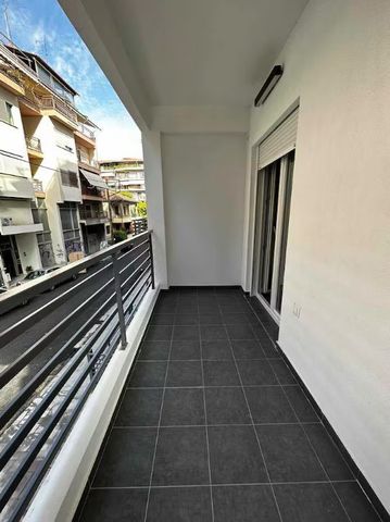 Studio/Γκαρσονιέρα για ενοικίαση Έξι Δρόμοι (Λάρισα) - Photo 3