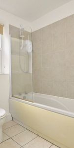 Room in a Shared House, Kensington Road, BS16 - Photo 4