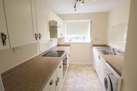 2 Bed, Ground Floor Flat - Photo 5