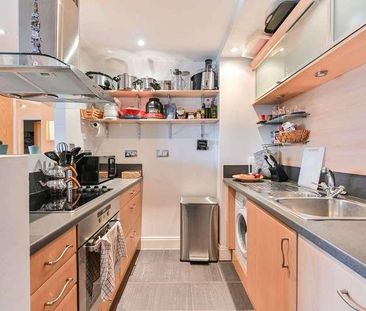 Lombard Road, Battersea, SW11 - Photo 5