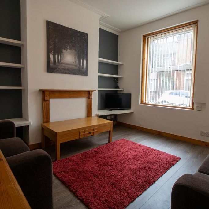 4 bedroom house to rent - Photo 1