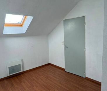 A louer F2 à Creutzwald avec balcon ! - Photo 6