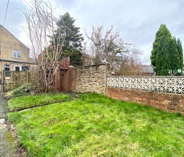 4 bedroom terraced house to rent - Photo 1