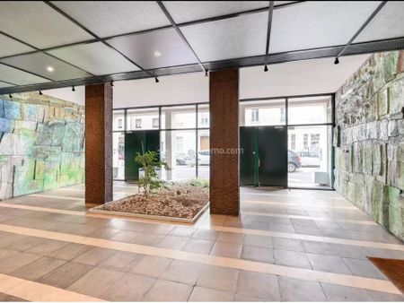 Location Appartement 5 pièces 118 m2 à Lyon 6 - Photo 5