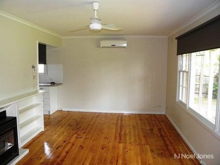 2/47 Ayr Street, DONCASTER - Photo 2