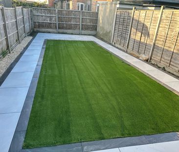 4 Bed Terraced House, Downhills Way, N17 - Photo 1
