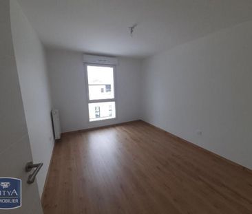 Location Appartement 3 pièces 54m² CHAMALIERES 63400 - Photo 2