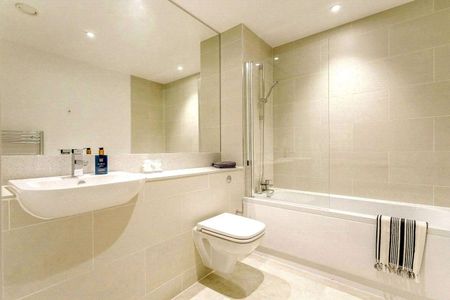 TWO BEDROOM 2 BATHROOM APARTMENT AT ALLEGRO LIVING | AVAILABLE JAN 5TH! | BLEND OF COMFORT AND CONVENIENCE | PARKING AVAILABLE | PRIME LOCATION | 24-HOUR CONCIERGE | RESIDENTS GYM - Photo 4